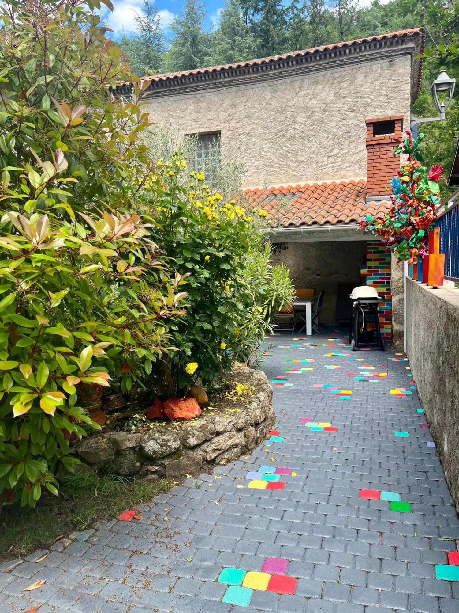 Art De Vivre En Couleurs Daire Malleval Dış mekan fotoğraf